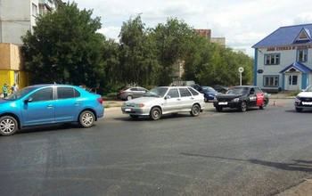 Накануне в Оренбурге столкнулись три авто