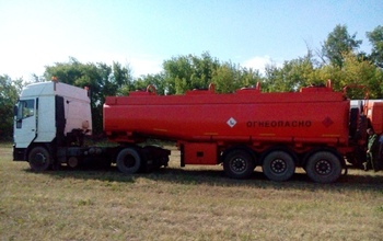 Оренбуржцы качали нефть из трубы