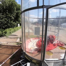 Организаторам аттракциона 