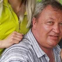 В Новотроицке прощаются с водителем такси - жертвой жестокой расправы (18+)