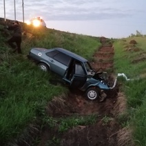 В Оренбуржье погоня за нарушителем закончилась аварией