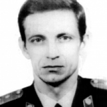 Сегодня в Оренбурге вспоминают погибшего сотрудника ОВД