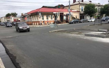 Оренбуржцы недовольны сужением улицы Пролетарской