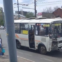 Из-за столкновения автобуса и троллейбуса в Оренбурге пострадали люди