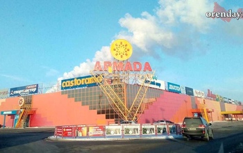 На парковке ТЦ 