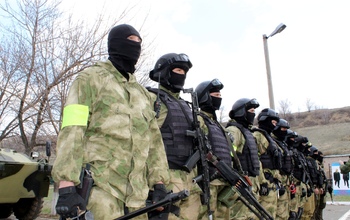Под Оренбургом усиленно тренируются спецподразделения