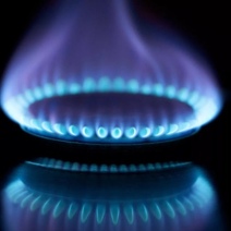 Москвичи на свою зарплату смогут купить в два раза больше газа, чем оренбуржцы