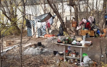 Бездомные с улицы Шевченко отказались от предложенной крыши над головой