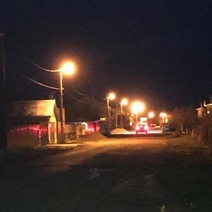 На улице Комарова в поселке им. Куйбышева появилось уличное освещение 