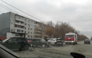 В Оренбурге в аварии на Волгоградской пострадала женщина