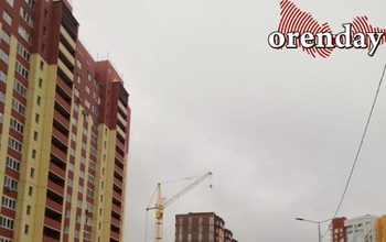 Эпопея с башенным краном на улице Поляничко в Оренбурге благополучно завершена