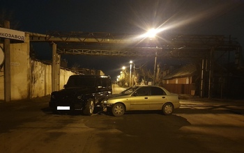 В Оренбурге дорогу не поделили «Гелендваген» и «Шанс»