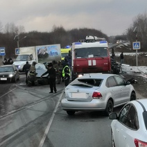 В Оренбургском районе движение на трассе встало из-за крупного ДТП