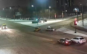 В Оренбурге такси вновь стало участником ДТП (видео)