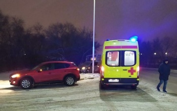 В Оренбурге столкнулись автобус и «Форд»