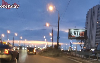 Оренбуржцы: на Гагарина при выезде из города уборка снега создает пробки	