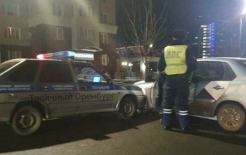 В Оренбурге автомобиль ГИБДД 