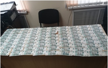 Оренбургский полицейский отказался от взятки в 150 000 рублей