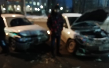 В Оренбурге не разъехались две легковушки