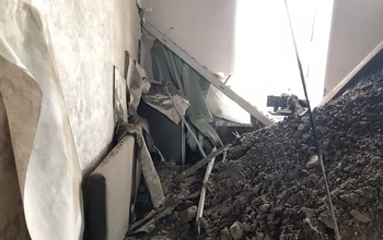 ЧП в Орске: в комнате квартиры обвалился потолок