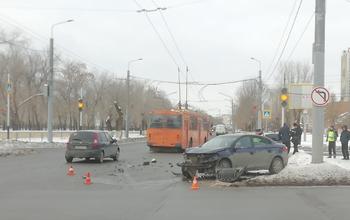 В Оренбурге не разъехались «Лада» и иномарка