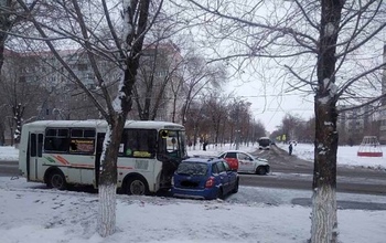 В Оренбурге столкнулись две 