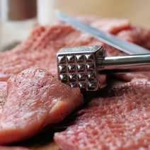 У жителя Первомайского района похитили 12 кило мяса