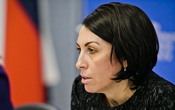 Глава оренбургского Минздрава обещала проверить лечение стволовыми клетками