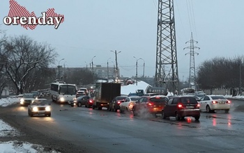 Власти Оренбурга рассказали, что мост на Юркина отремонтируют «ямочно»