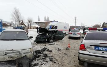 Пострадали двое: на улице 16 Линия в Оренбурге произошло тройное ДТП