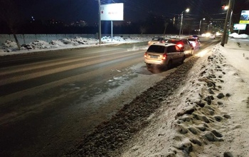 В Оренбурге женщина-пешеход попала под колеса сразу двух автомобилей