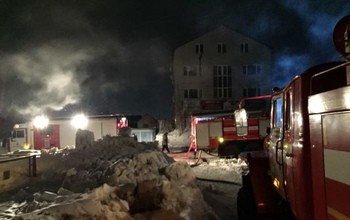 Два человека погибли на пожаре в Оренбурге (18+)