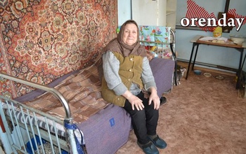 Оренбургским ветеранам труда, которые жили без света четыре месяца, включили электричество