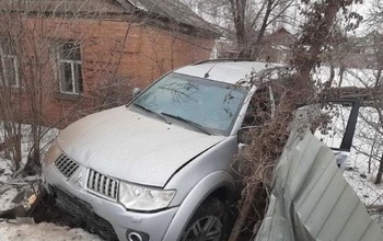 В Бузулуке водитель «Мицубиси Паджеро» погиб в двойном ДТП