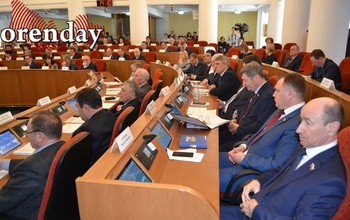 Оренбургские парламентарии путаются в новых поправках в Конституцию РФ
