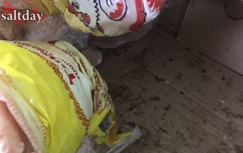 В Соль-Илецке покупатель обнаружила мясо птицы с мышиными экскрементами (ВИДЕО)