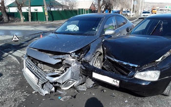 В Орске в ДТП пострадали трое пассажиров