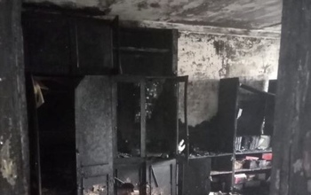 Пожар на Пролетарской в Оренбурге: есть погибшая и спасенные