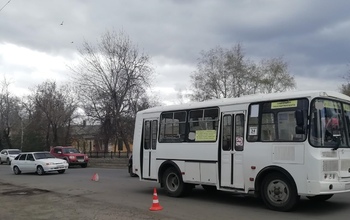 В Оренбурге из-за экстренного торможения автобуса пострадала пассажирка
