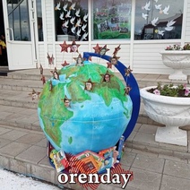 Для выпускников Оренбуржья сегодня прозвенит 