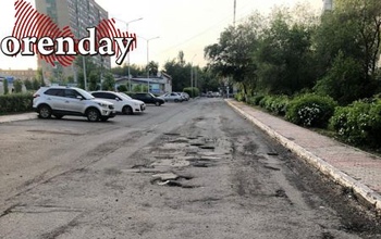 В Оренбурге пока ремонтировали ул. Уральскую, разбили все близлежащие