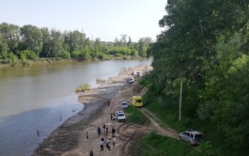 Спасатели со вчерашнего дня в Оренбурге ищут подростка, который пошел купаться (18+)