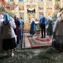 Православные оренбуржцы отмечают праздник Святой Троицы