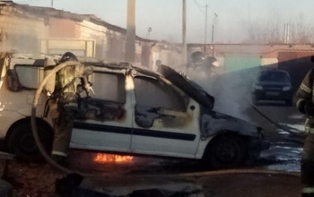 В Светлом сгорел автомобиль 
