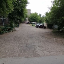 Оренбуржцы жалуются на состояние пешеходных дорожек во дворах