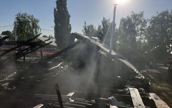 Последствия крупного пожара в Бузулуке: сгорели 3 дома, 2 гаража и хозпостройка