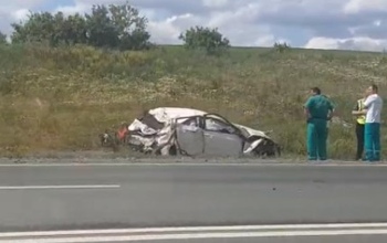 Под Оренбургом разбился автомобиль