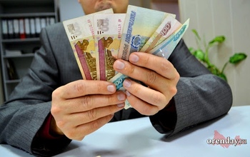 В Тоцком районе директор аграрного техникума присвоил себе более 250 000 рублей