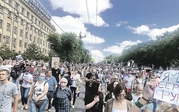 «Свободу Фургалу»: почему Хабаровск встал на защиту губернатора, обвиняемого в убийстве