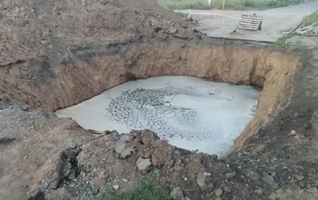Колодец и канализация: в Оренбурге и поселке им. 9 Января большие проблемы